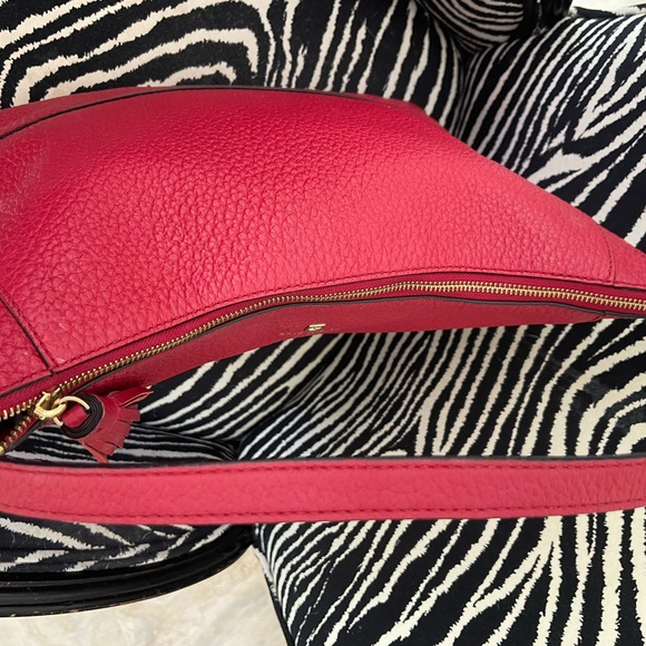 Kate Spade RED Cobble Hill Finley Pebble Leather Hobo Bag MSRP $348 Near MINT! - Picture 8 of 13